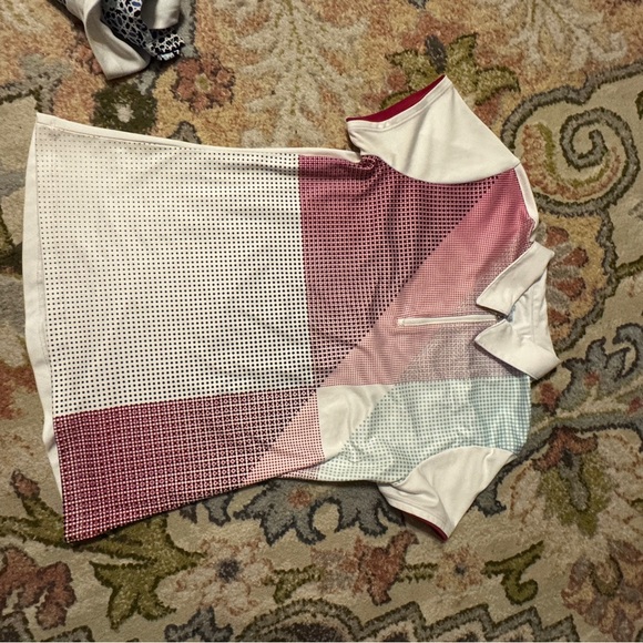 (3) medium gold shirts - Picture 7 of 10